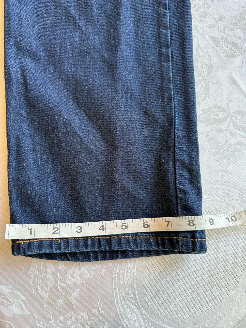 Levi’s Classic Denim 505 Men's Size W40/L32 Dark Blue Straight-Leg Jeans Pants